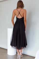 Smitten Sweetheart Neckline Chiffon Midi Dress Black
